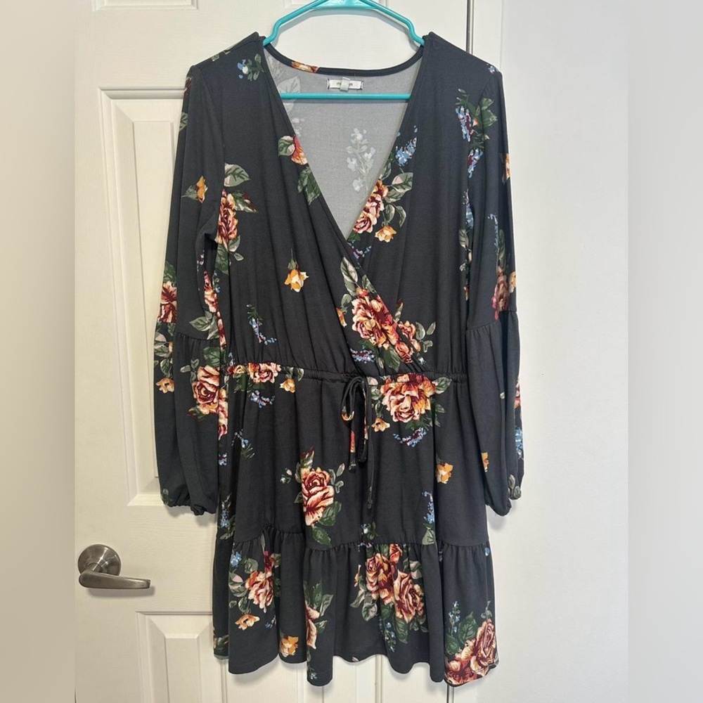 Maurices Grey Floral Long Sleeve Dress